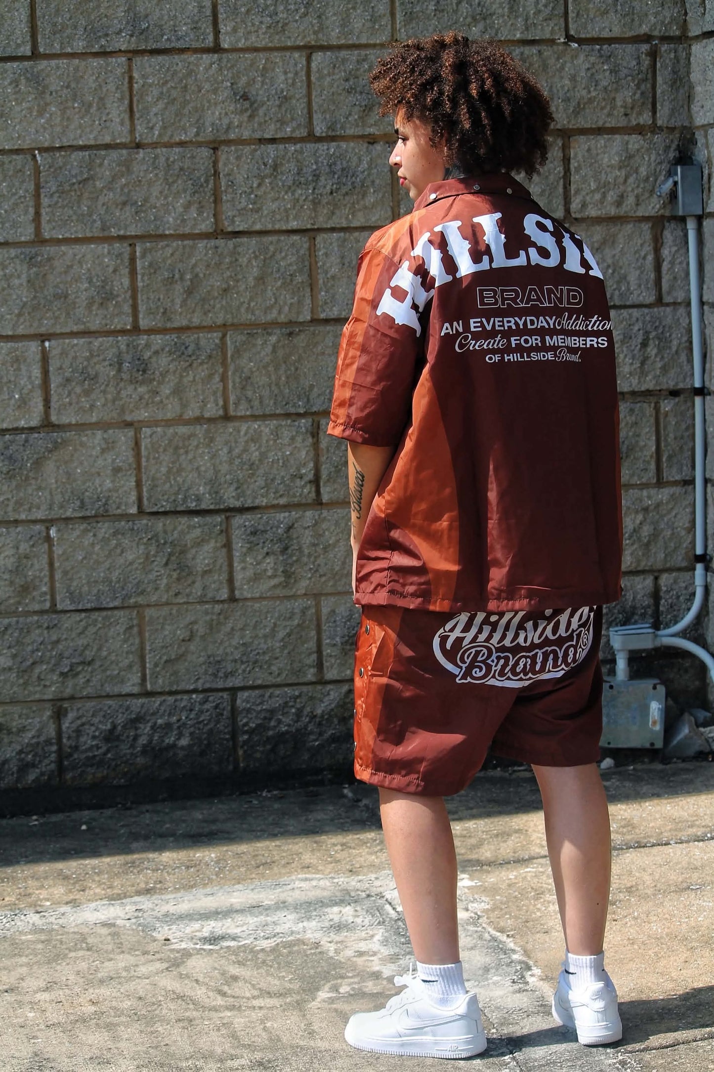 Hillside Brown  Varisty Snap Set